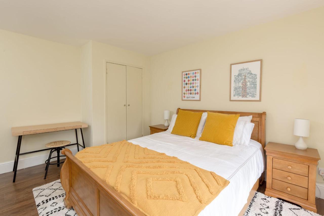 Guestready - Elegant 2Br Period Flat In Oldtown Leilighet Edinburgh Eksteriør bilde